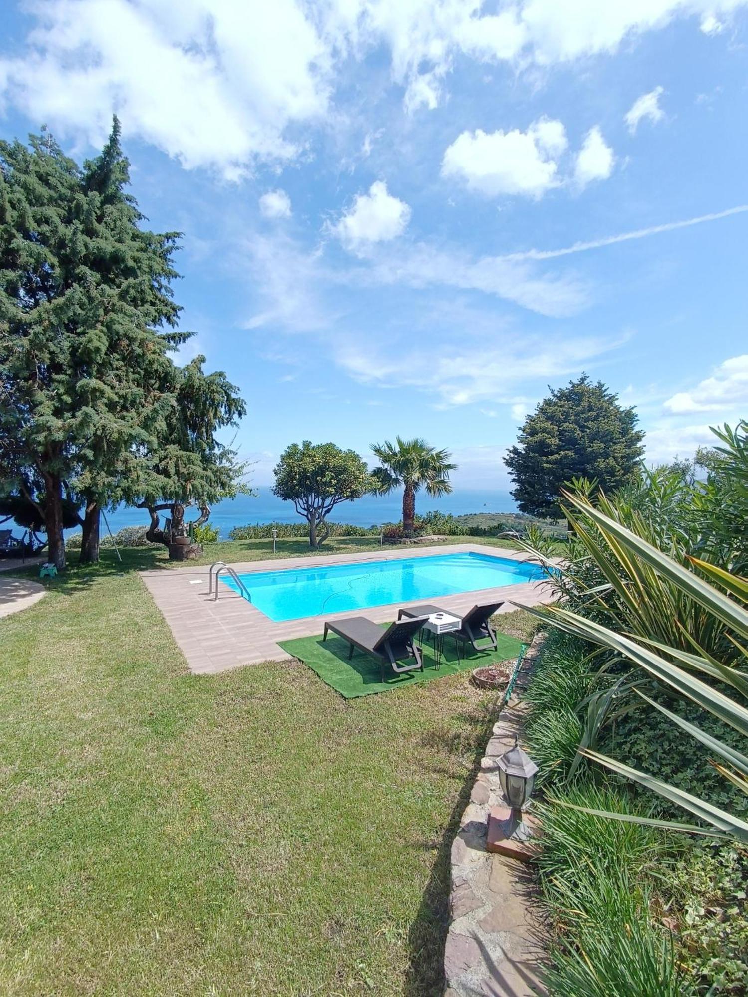 La Casa Di Matilde Bed and Breakfast Gioiosa Marea Exteriör bild