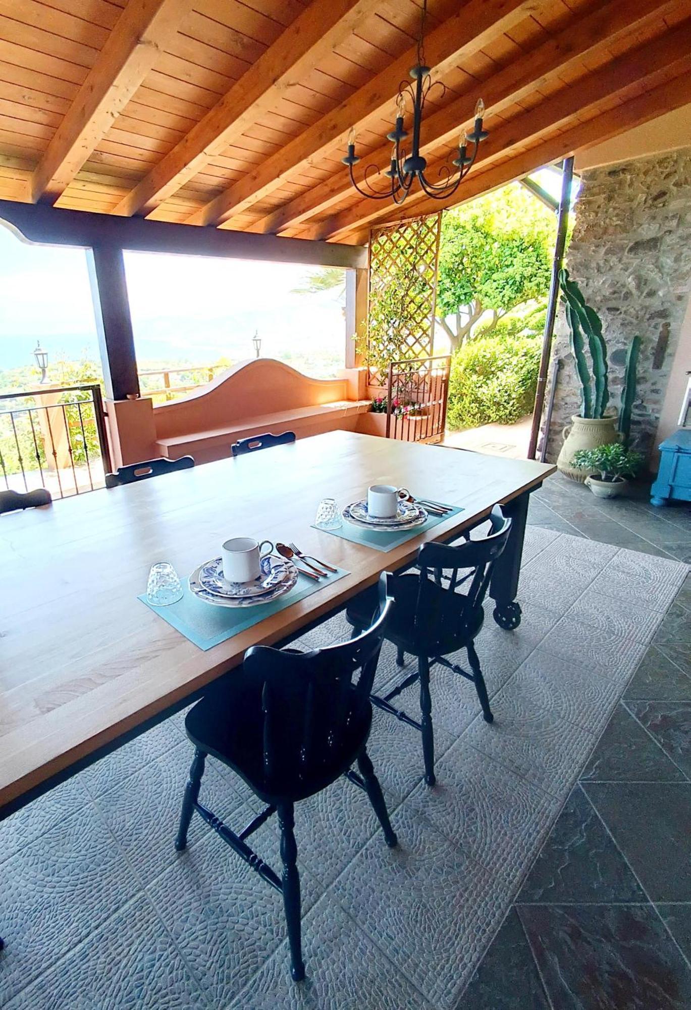 La Casa Di Matilde Bed and Breakfast Gioiosa Marea Exteriör bild